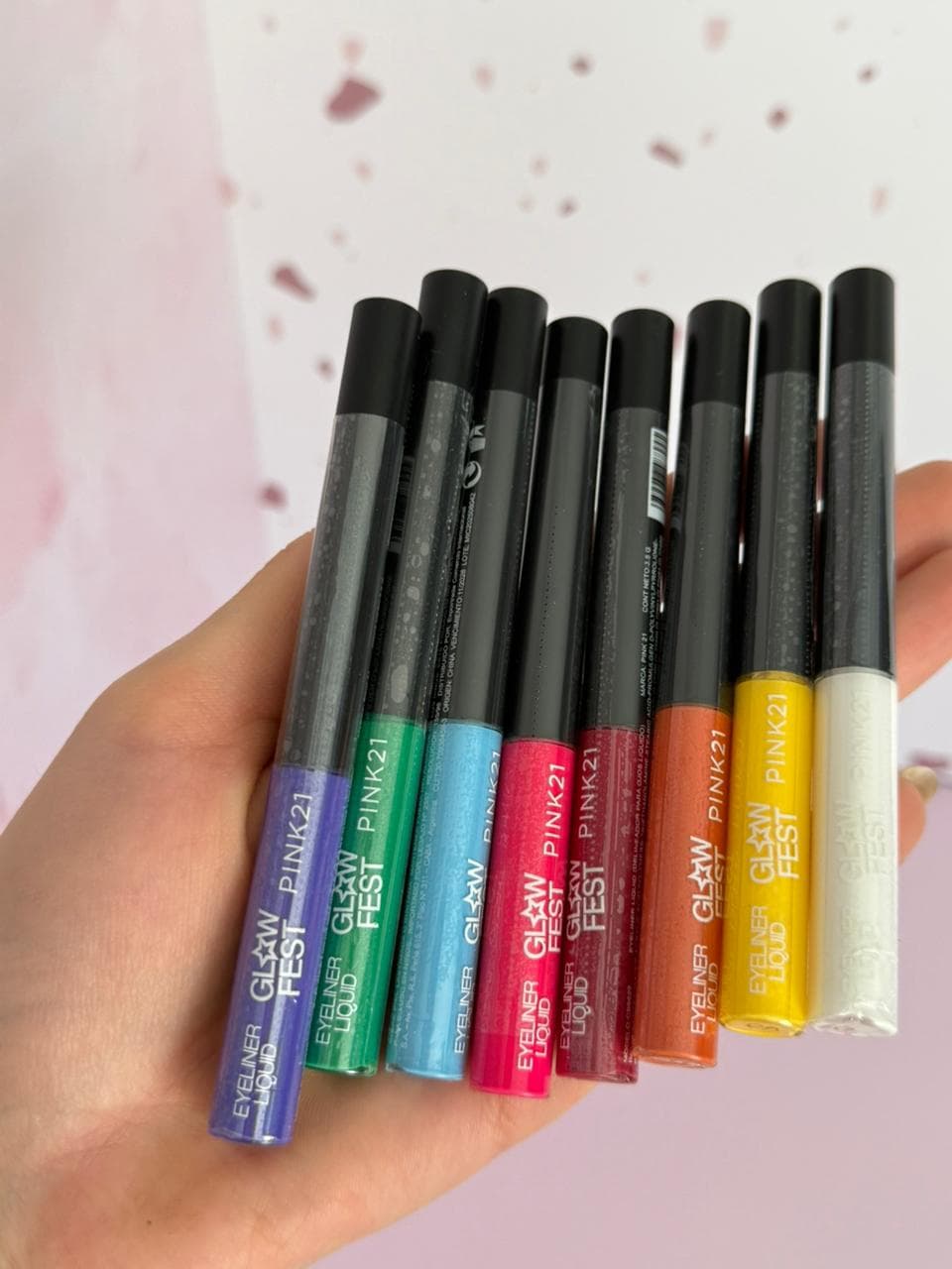 Delineador de ojos glow fest Pink21