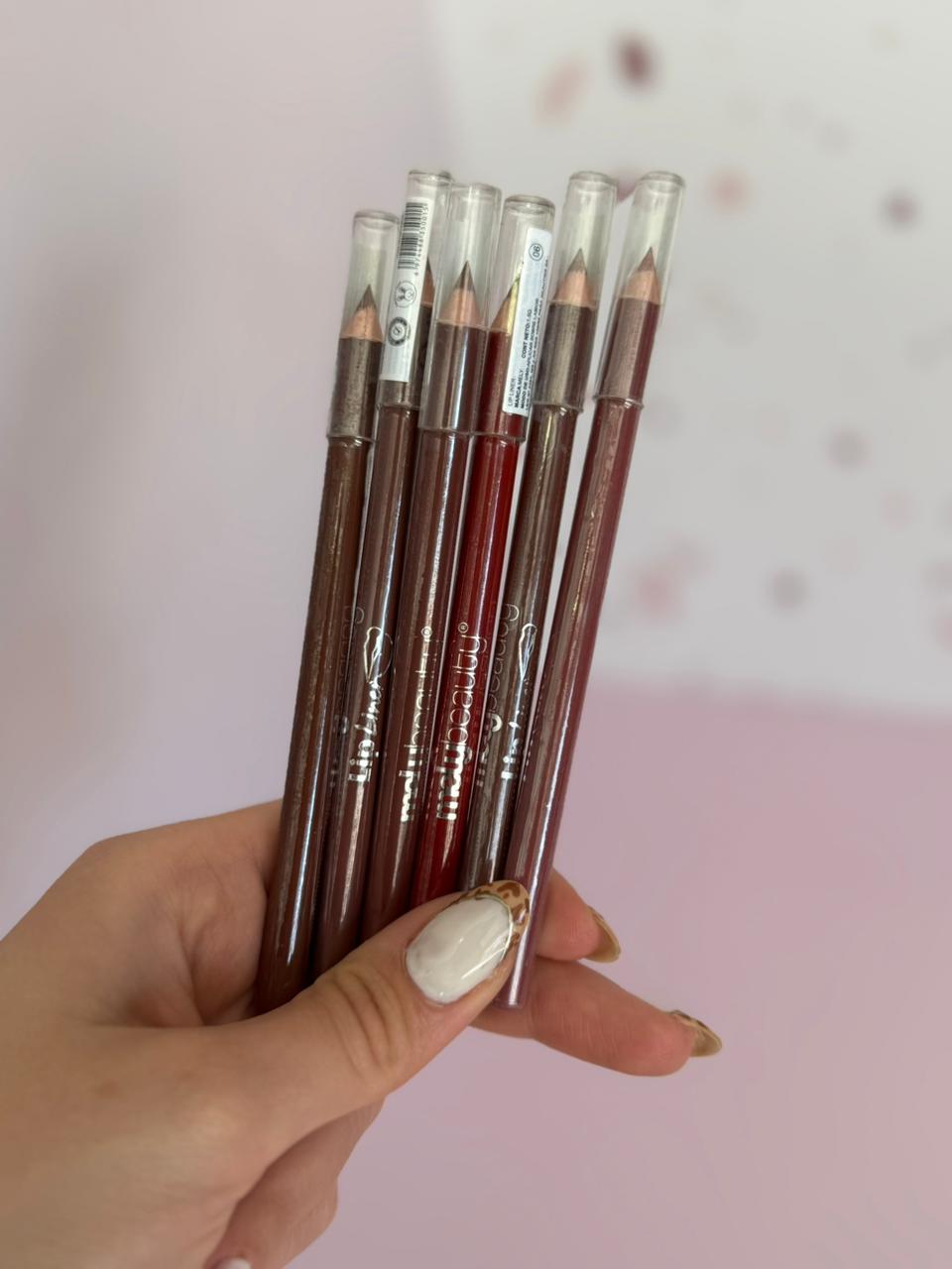 Lápiz Delineador de Labios Mely