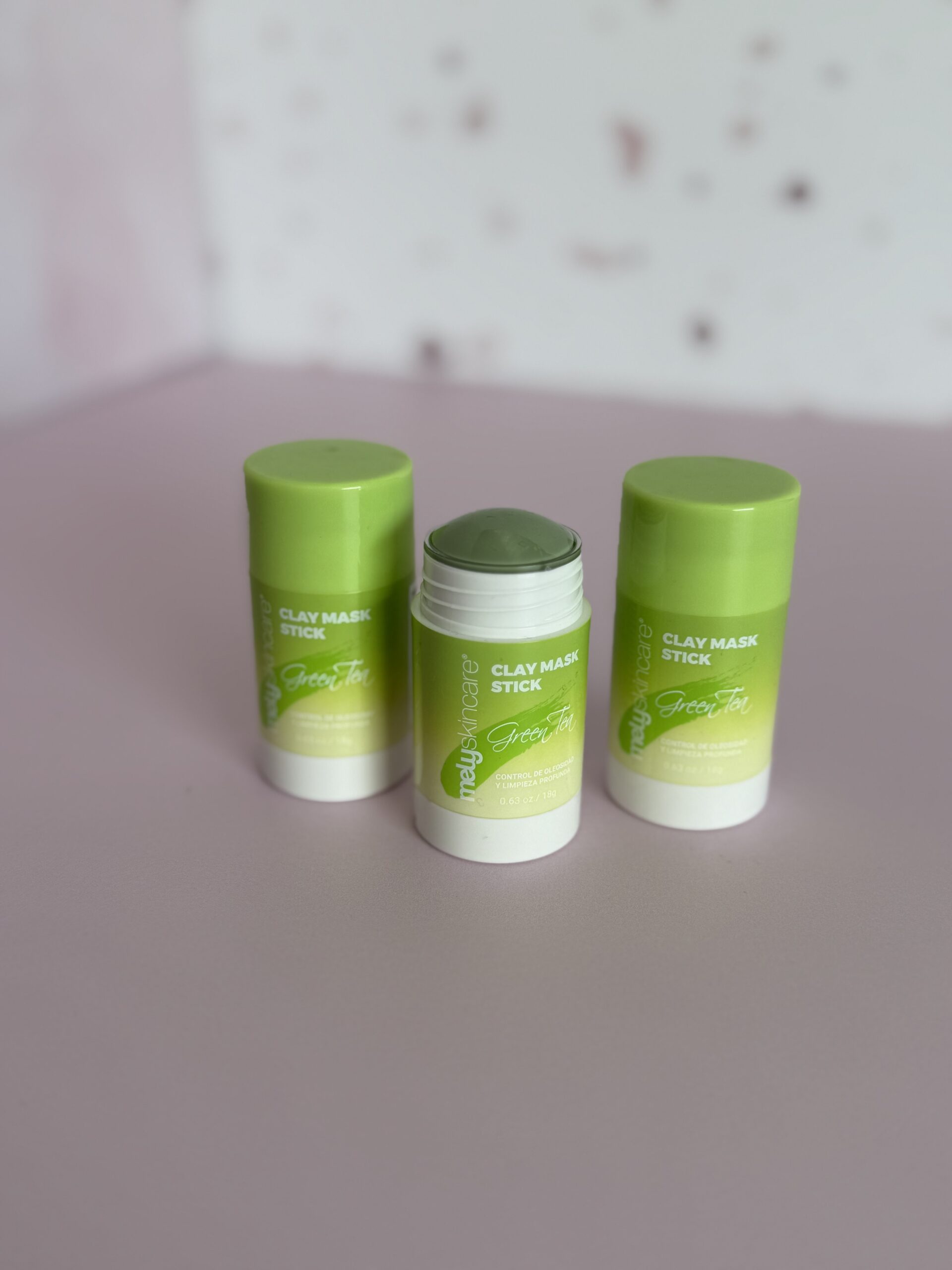 🌿 Mascarilla de Arcilla en Stick Mely • Green Tea Detox 🍵✨
