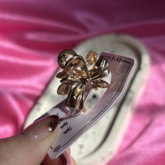 Broche pequeño moño