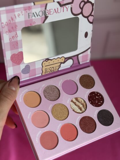 Sombras 12 tonos Hello Kitty