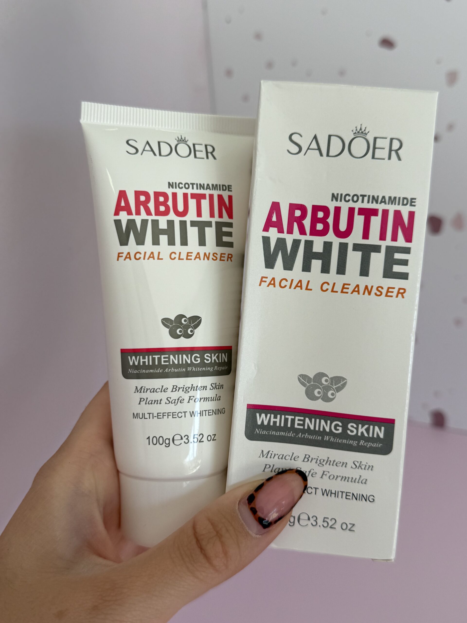 Limpiador facial blanqueador niacinamida y arbutina